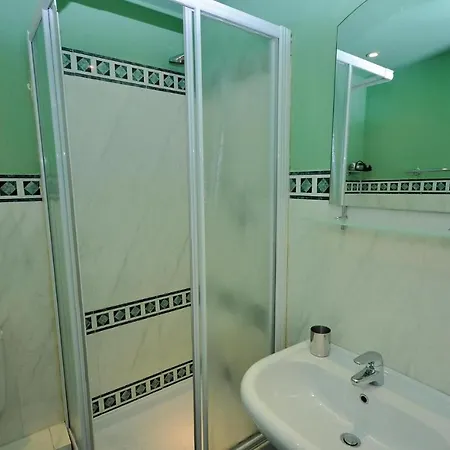 Ij-1566 * Cannes